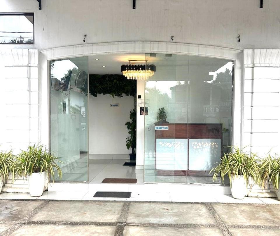 Mercuryfm 101 Yarl Mercury Inn - จาฟนา ภายนอก รูปภาพ